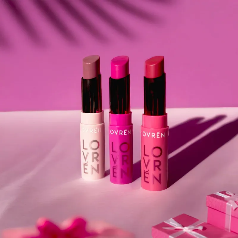 Lovrén balsam ochronny w formie szminki z wit E i masłem shea imasłem kakaowym LB Fucsia,  4,5 g