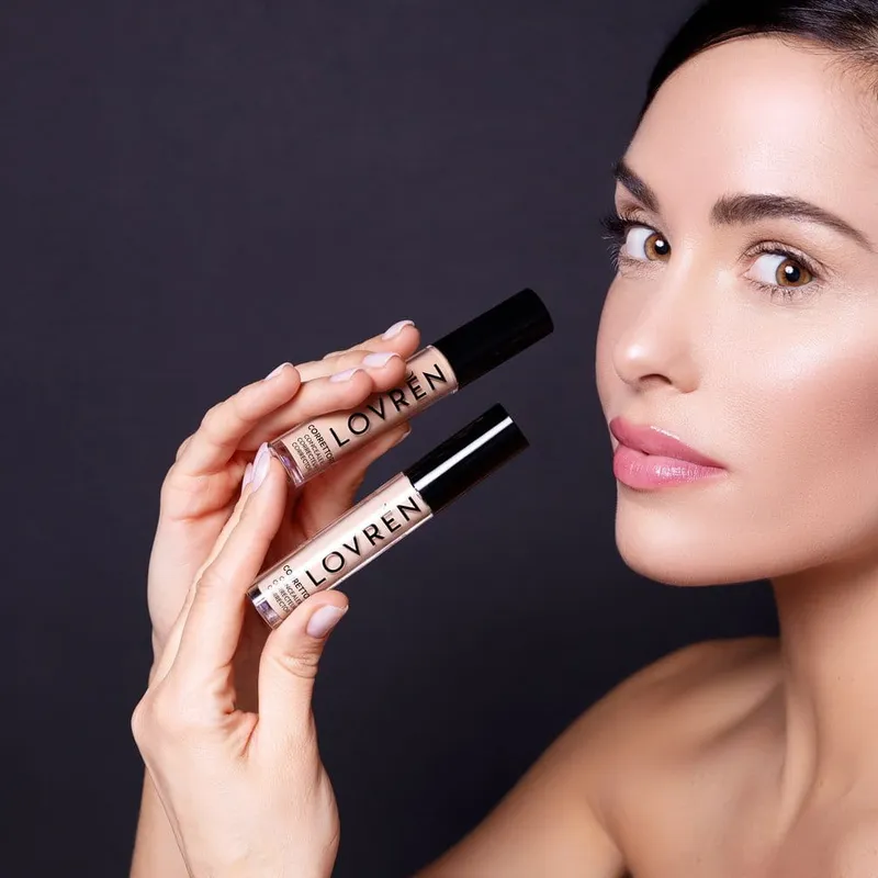 Lovrén korektor w płynie z antyoksydacyjnym ekstraktem z żurawiny CR1 Corection jasny beż,  4,5 ml