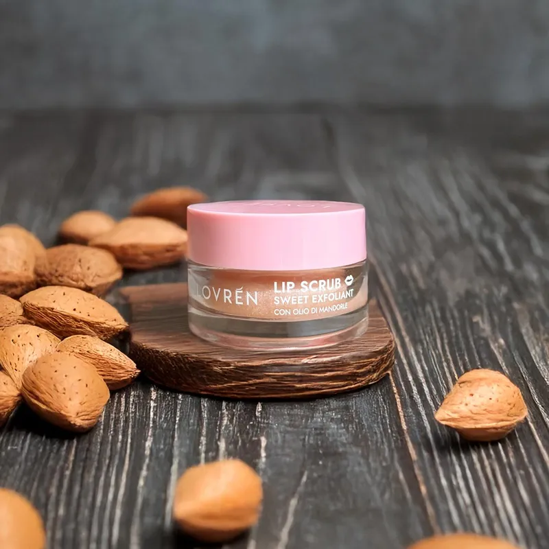Lovrén peeling do ust z olejem migdałowym, masłem shea i perlitem, SL1 Lip Scrub, 10 ml