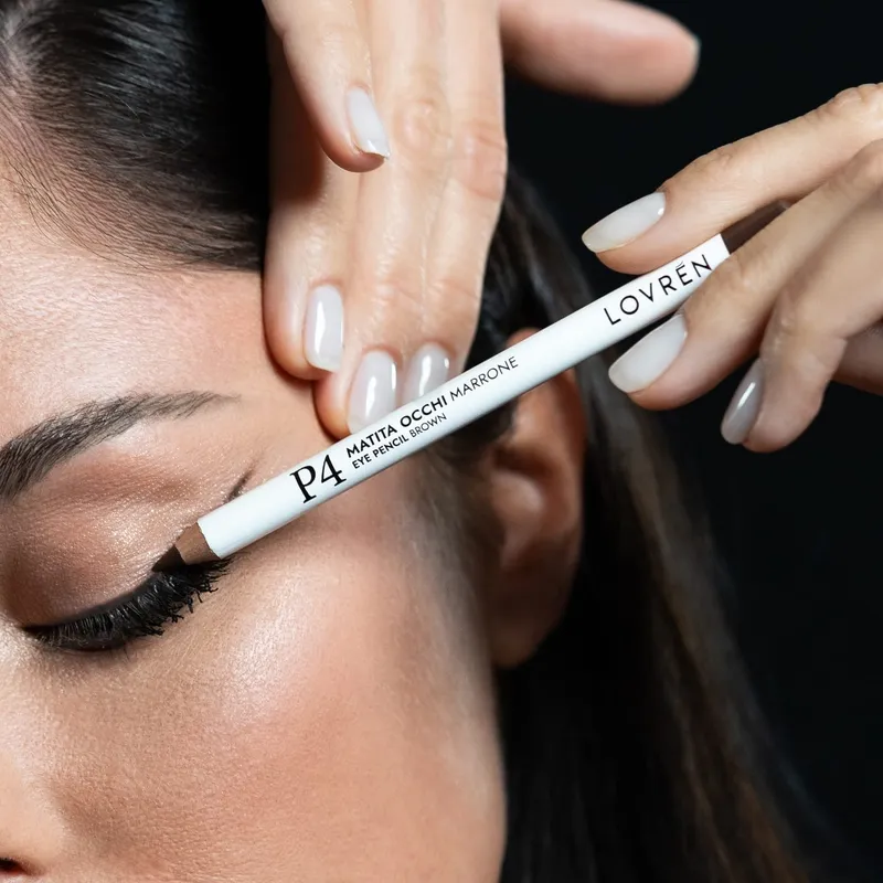 Lovrén kredka do oczu z naturalnymi woskami, P4 brązowa, 1,1 g